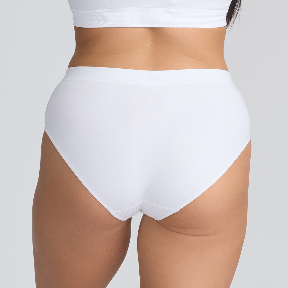 Women's SmoothFit Full Brief - Piña Colada - Bamboo Underwear - Model:Marie