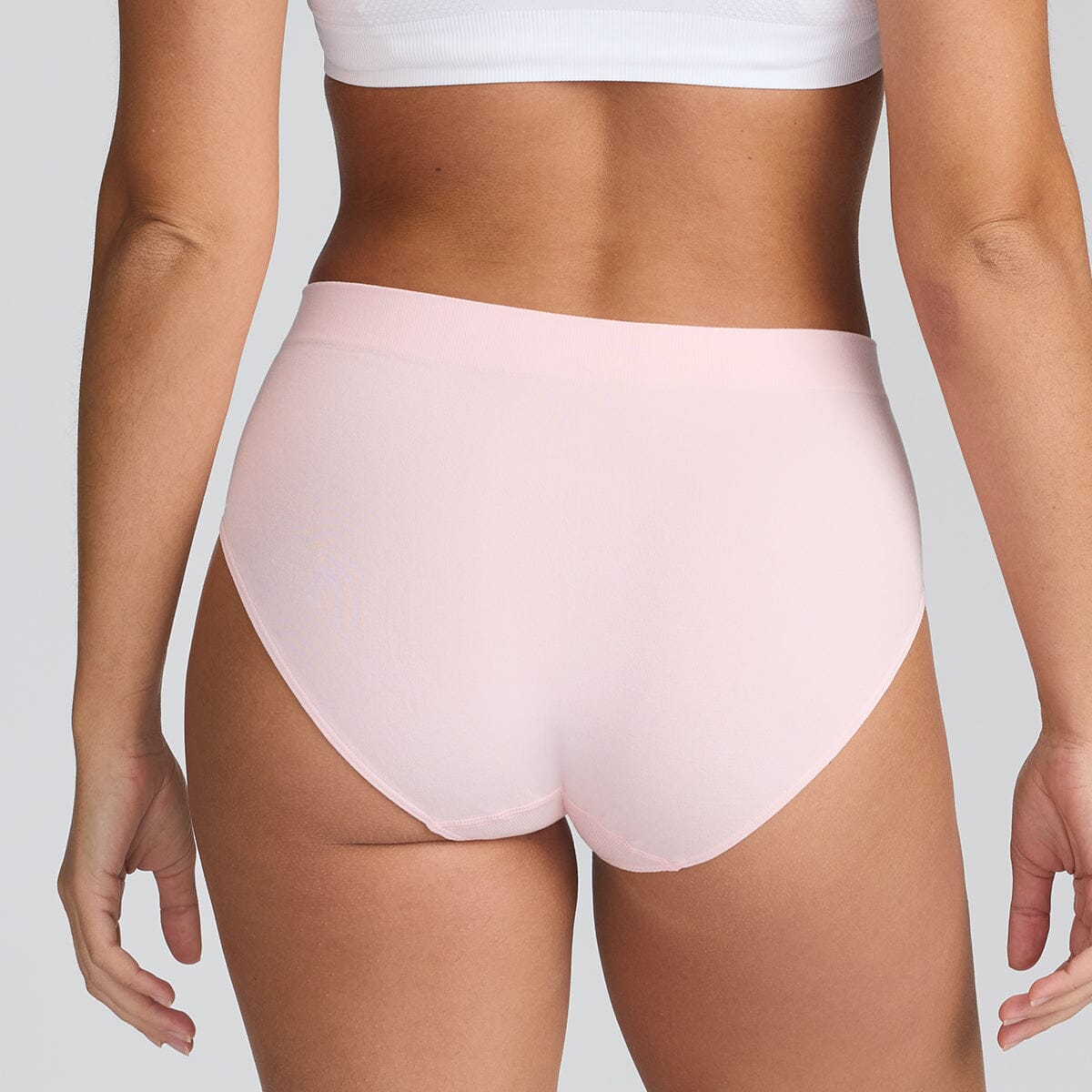 Women's SmoothFit Full Brief - Rosé All Day - Bamboo Underwear - Model:Elke