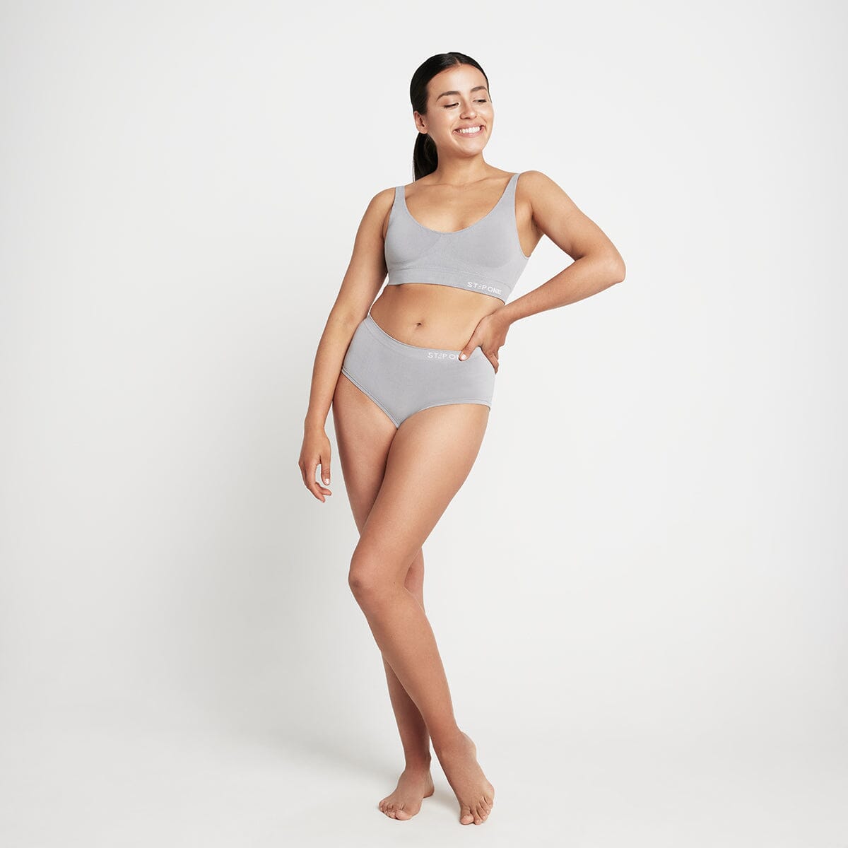 Women's SmoothFit Padded Bra - Ultimate Grey - Bamboo Underwear - Model:Natalia