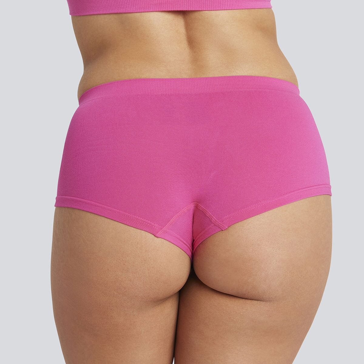 Women's SmoothFit Boyleg - Pink Yarrow - Bamboo Underwear - Model:Natalia