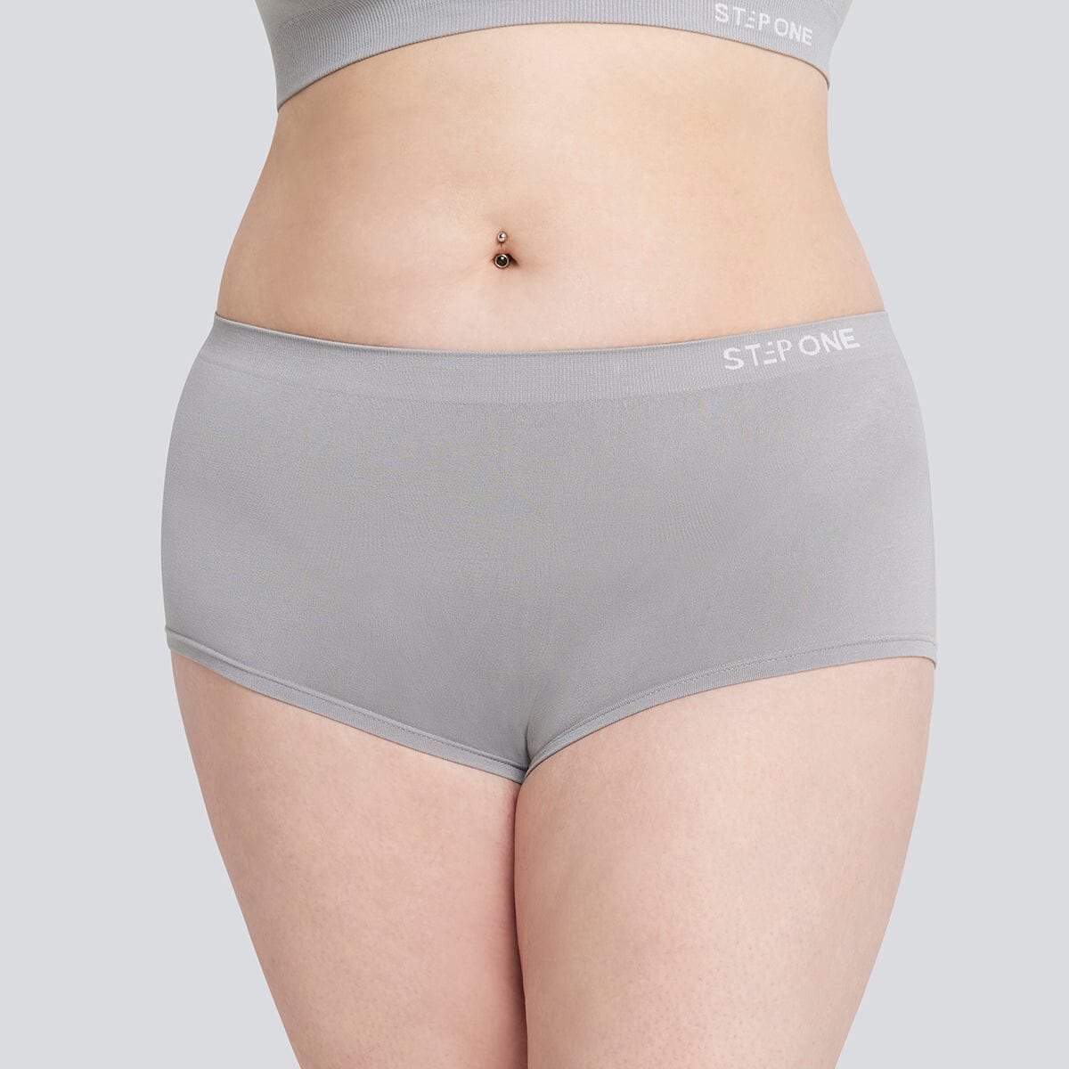 Women's SmoothFit Boyleg - Ultimate Grey - Bamboo Underwear - Model:Ashleigh